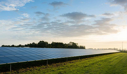 預(yù)估電解水制氫占比將從現(xiàn)在的1%提升到2050年的70%，市場(chǎng)容量很有可能超出7000億